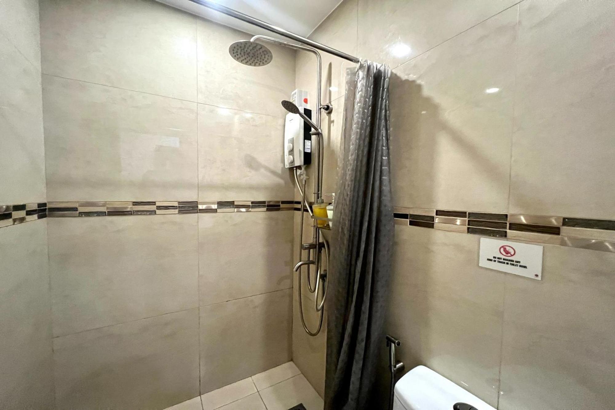 Khotel Near T3 Airport باساي المظهر الخارجي الصورة