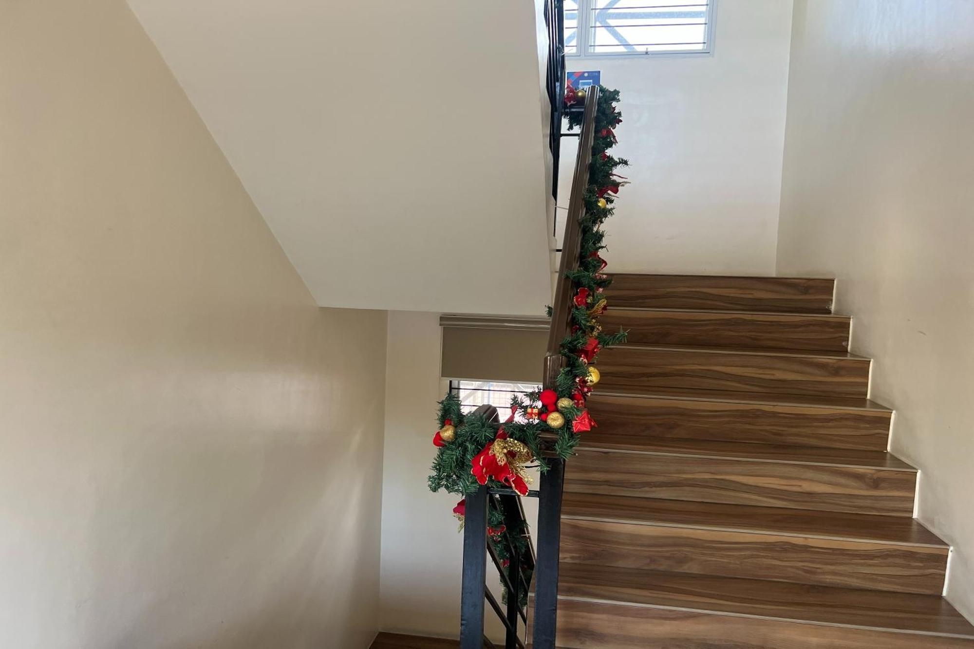 Khotel Near T3 Airport باساي المظهر الخارجي الصورة