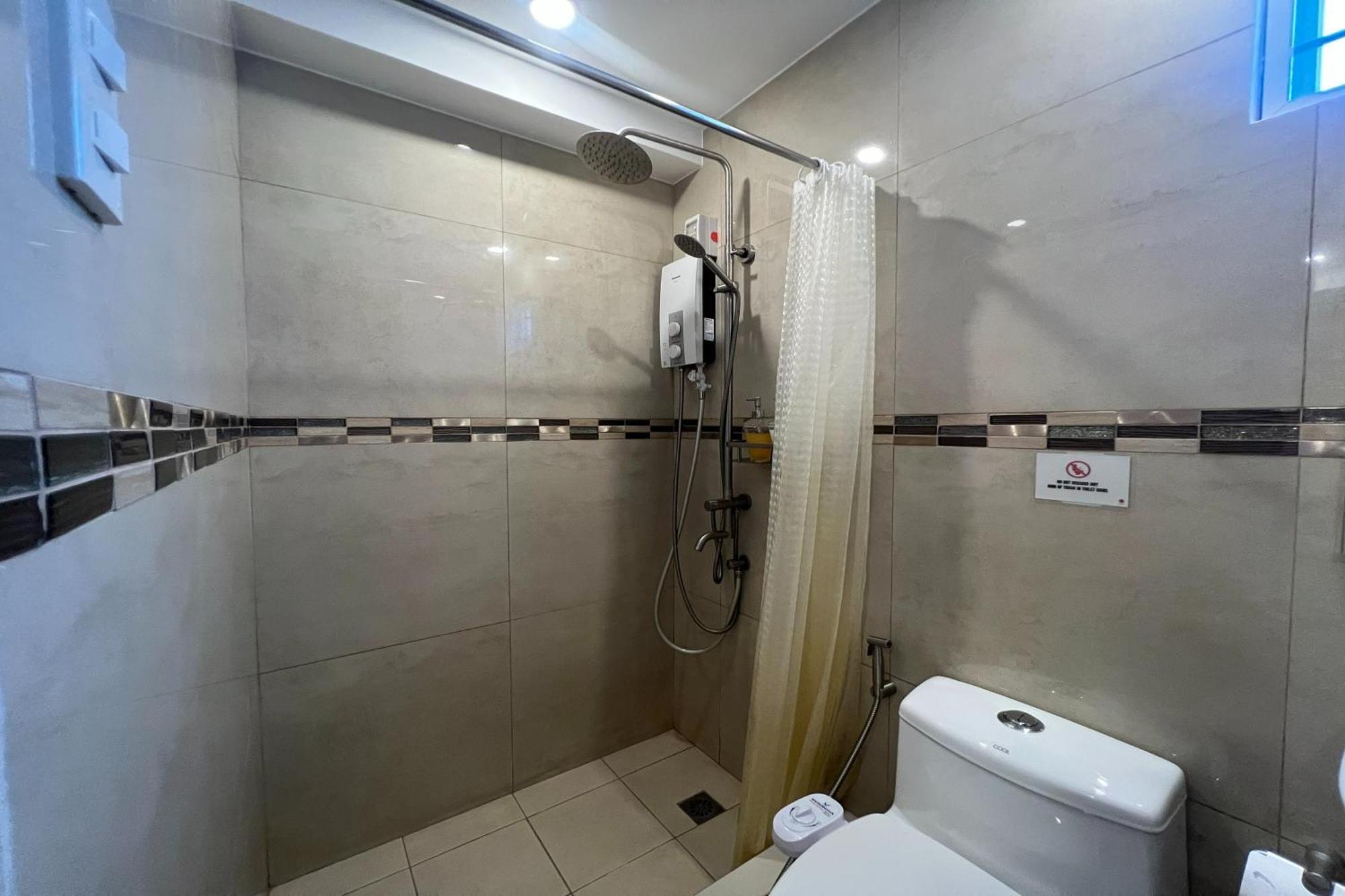 Khotel Near T3 Airport باساي المظهر الخارجي الصورة