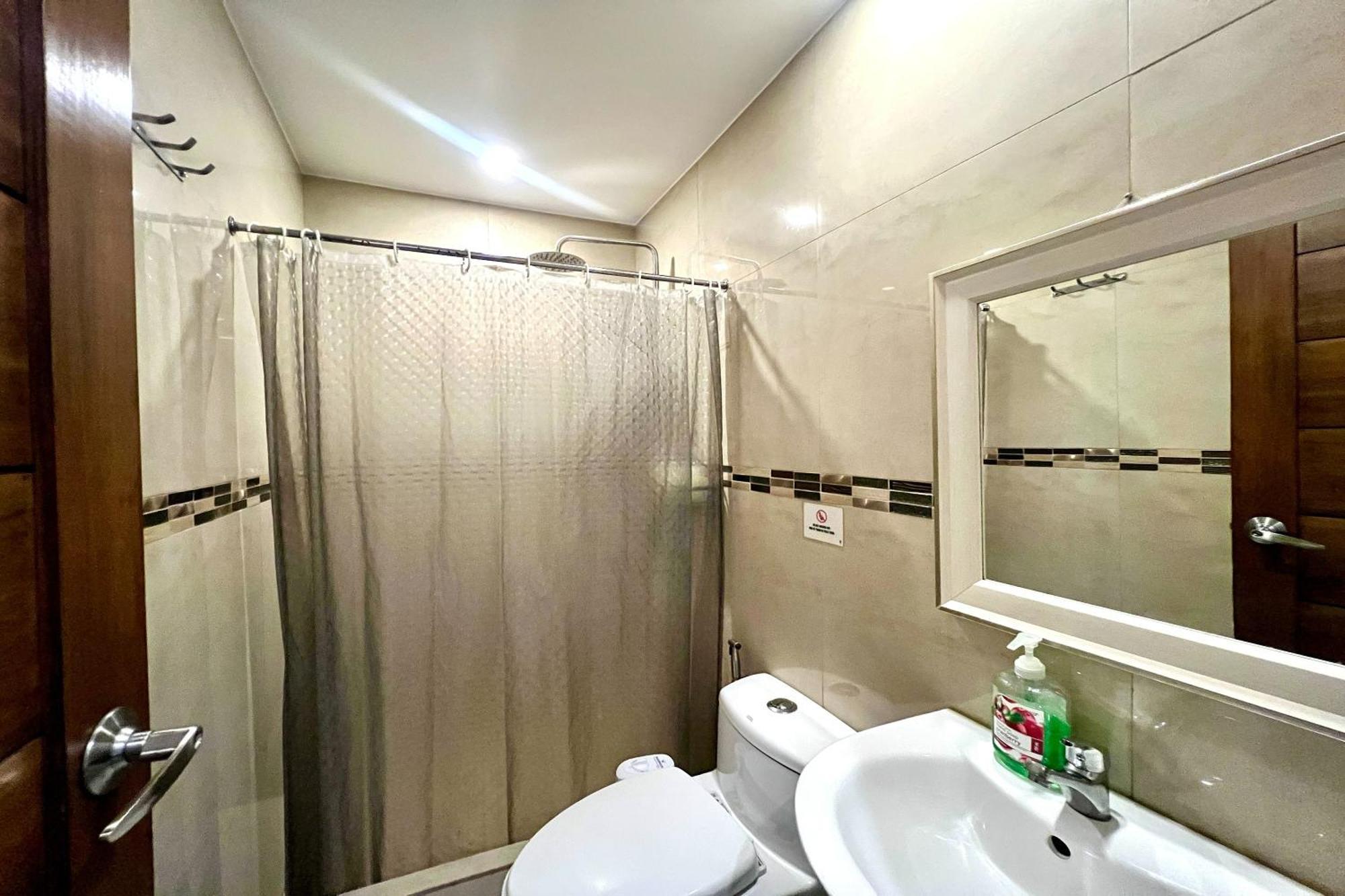 Khotel Near T3 Airport باساي المظهر الخارجي الصورة